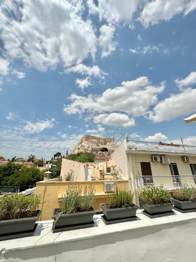 Step One | Luxury Suites Right In The Heart Of Acropolis Next To Metro Station 아테네 외부 사진